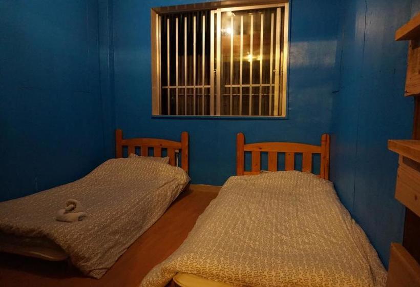 호스텔 Next Tainment Naha