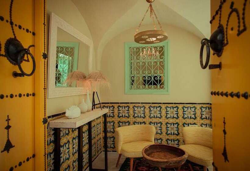 تختخواب و صبحانه Dar Antonia