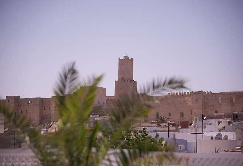 تختخواب و صبحانه Dar Antonia