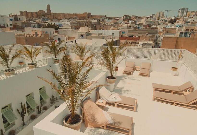 تختخواب و صبحانه Dar Antonia