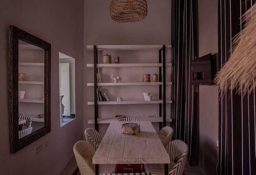 تختخواب و صبحانه Dar Antonia