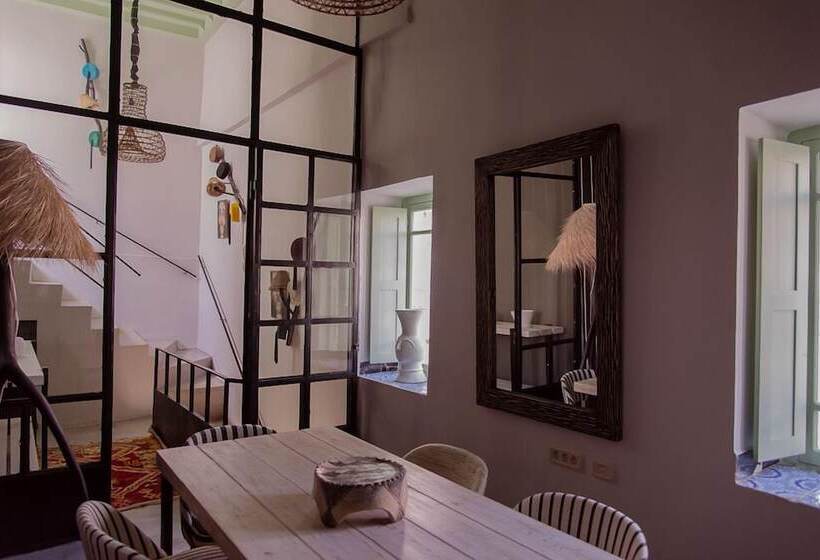 تختخواب و صبحانه Dar Antonia