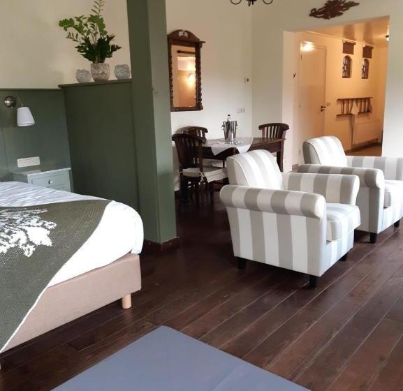 민박 De Turfstaeker