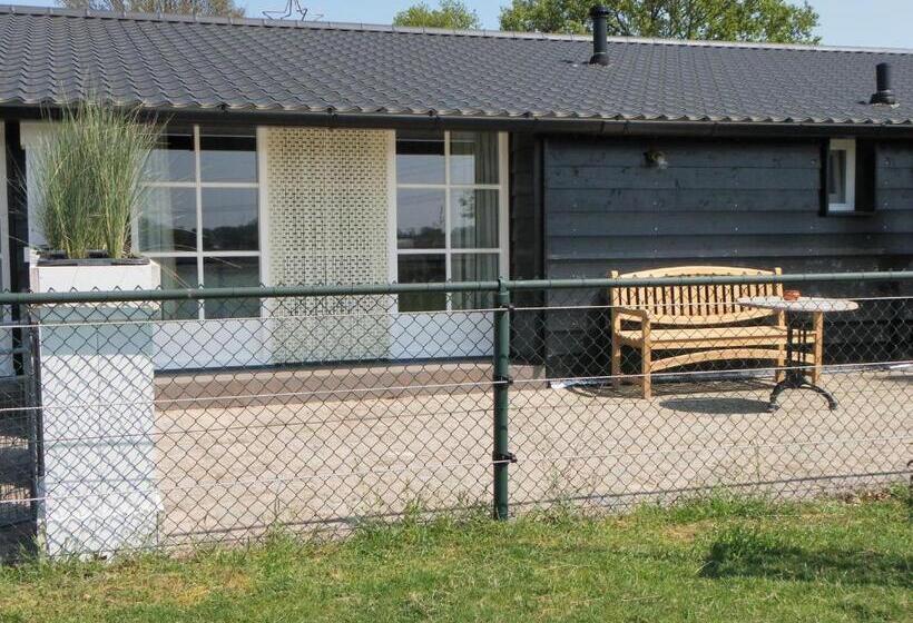 민박 De Turfstaeker