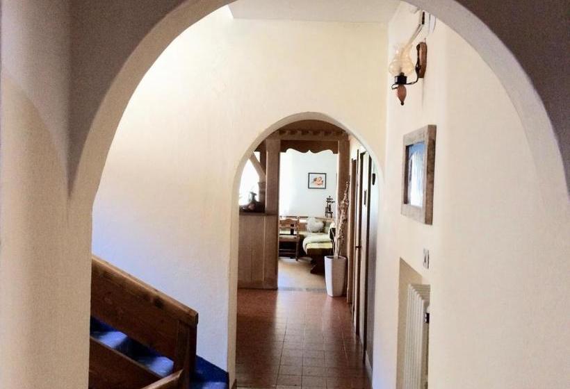 住宿加早餐  Garnì Serena