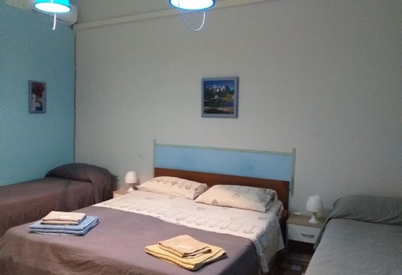 تختخواب و صبحانه Room In Bb   Bb Sciddicu Rooms, Lg