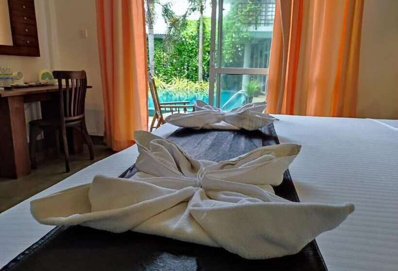 Garden Beach Hotel Kalutara