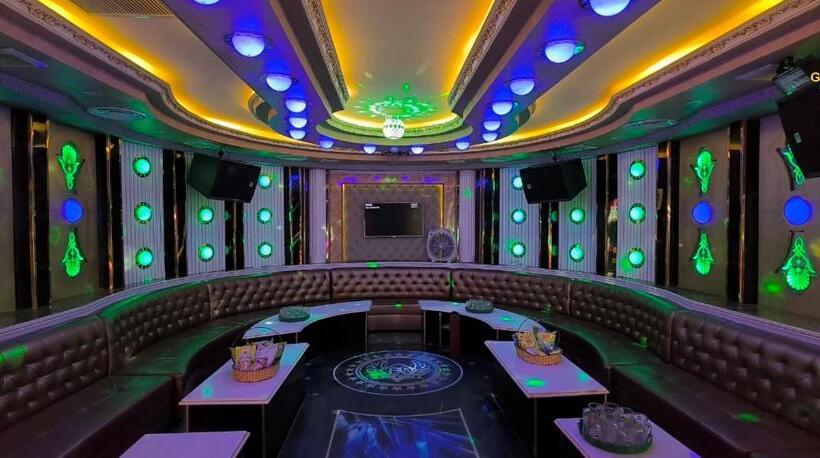 Gold Coast Hotel Resort & Spa