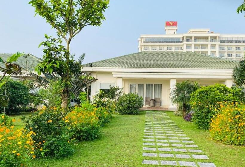 Gold Coast Hotel Resort & Spa