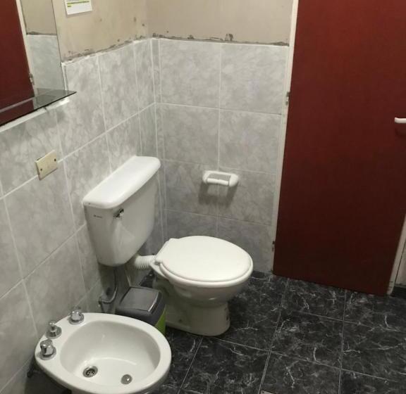 호텔 Apart Eva Luna Departamentos Y Habitaciones Con Baño Privado