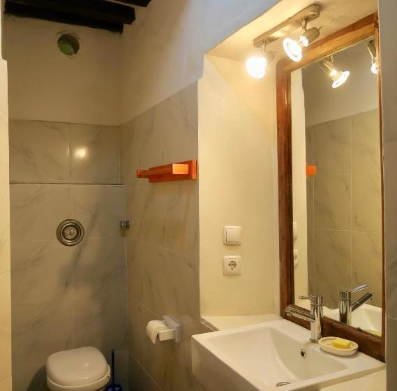 فندق Cafe Central