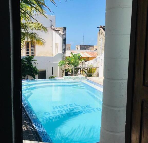 فندق Cafe Central