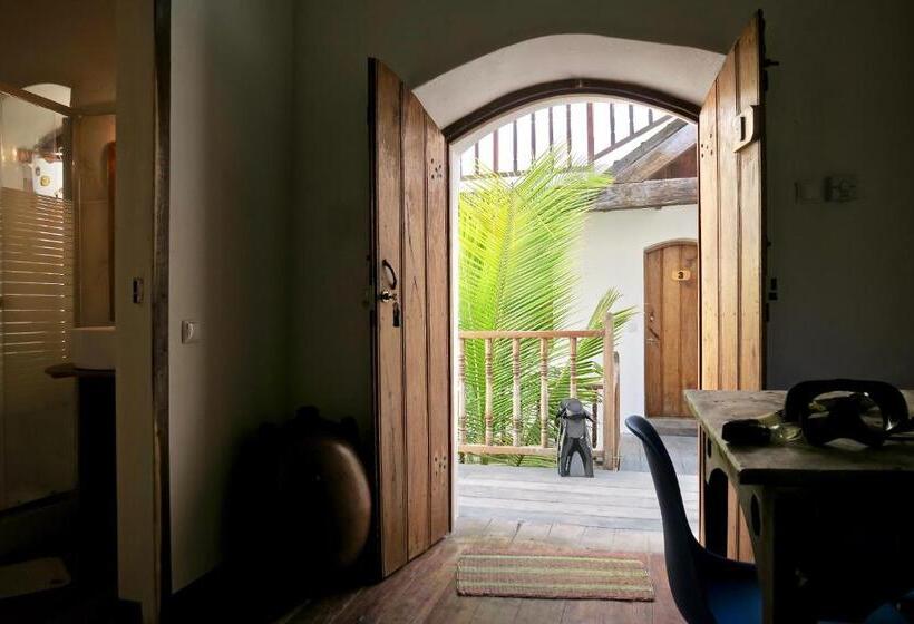 فندق Cafe Central