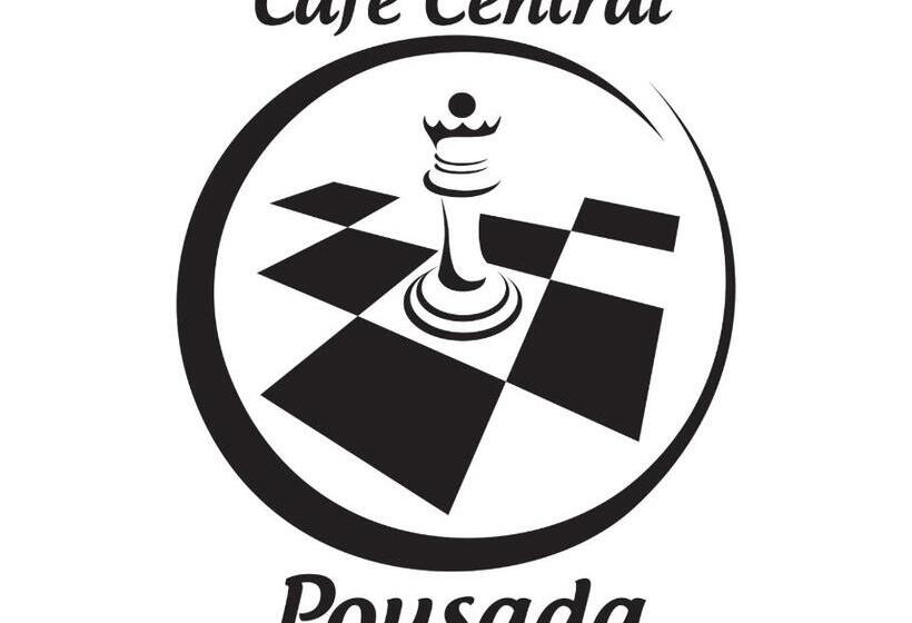 فندق Cafe Central