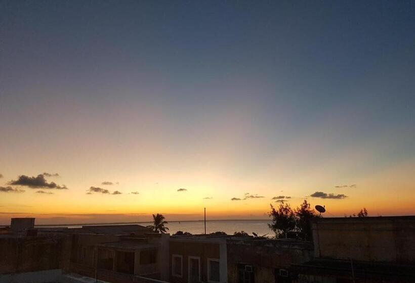 فندق Cafe Central