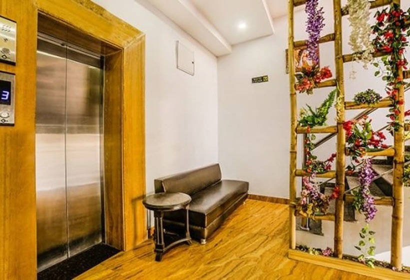 Fabhotel Golden Village