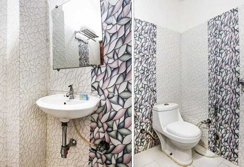 Fabhotel Golden Village