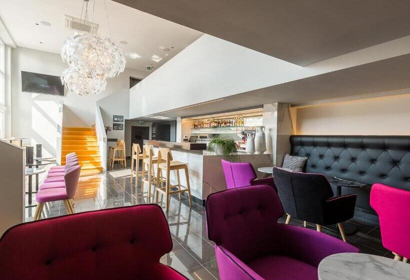 هتل Center Novo Mesto