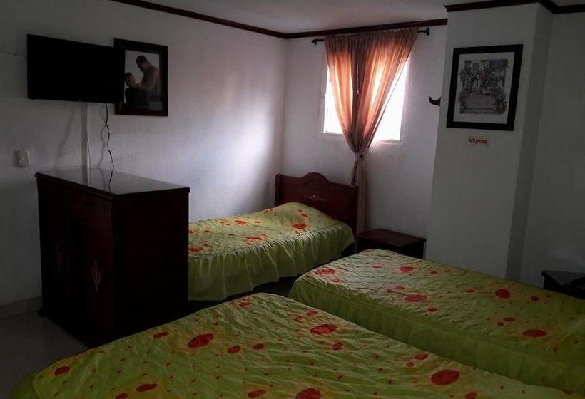 Hotel Davinci Calarca