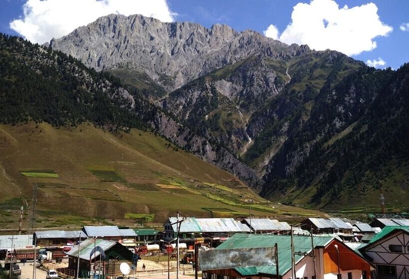 فندق Glacier Heights