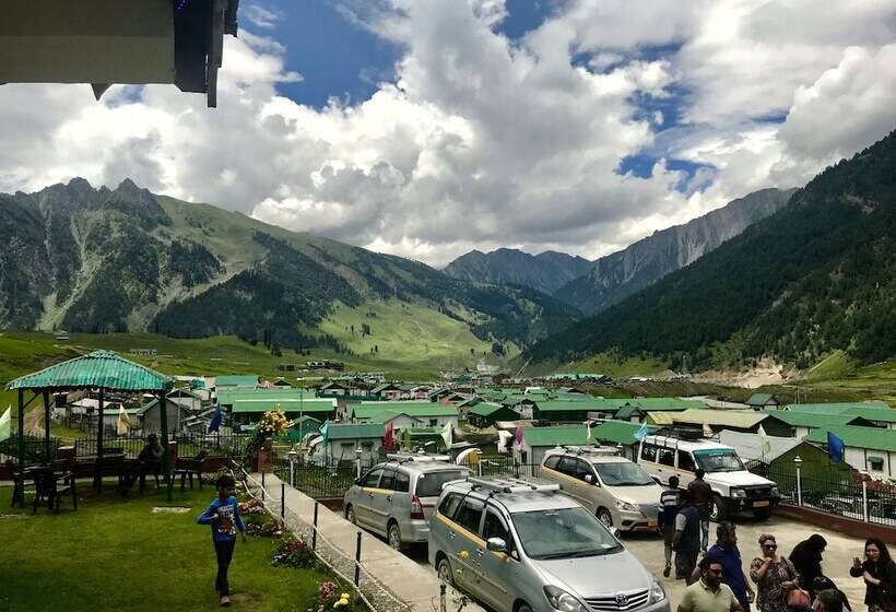 فندق Glacier Heights