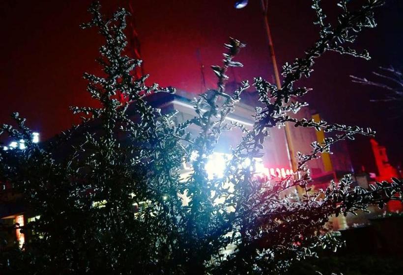 ホテル Hanggong Holiday