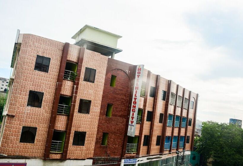 هتل Hilton City Residential