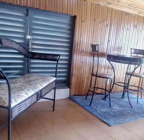 בית מלון כפרי Jf