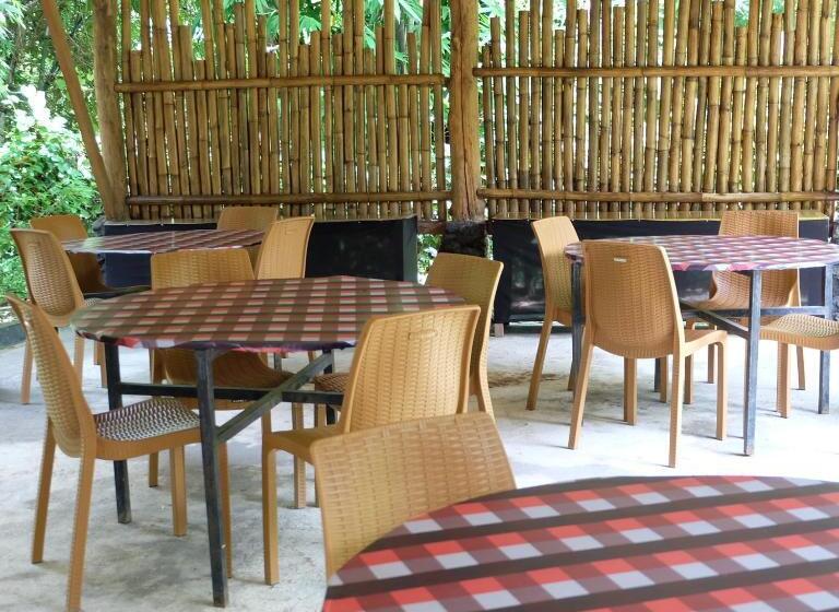 בית מלון כפרי Kali Catur Resort