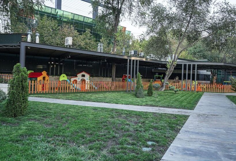 Messier 53 Hotel Yerevan