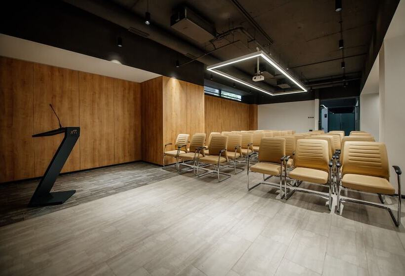 Messier 53 Hotel Yerevan