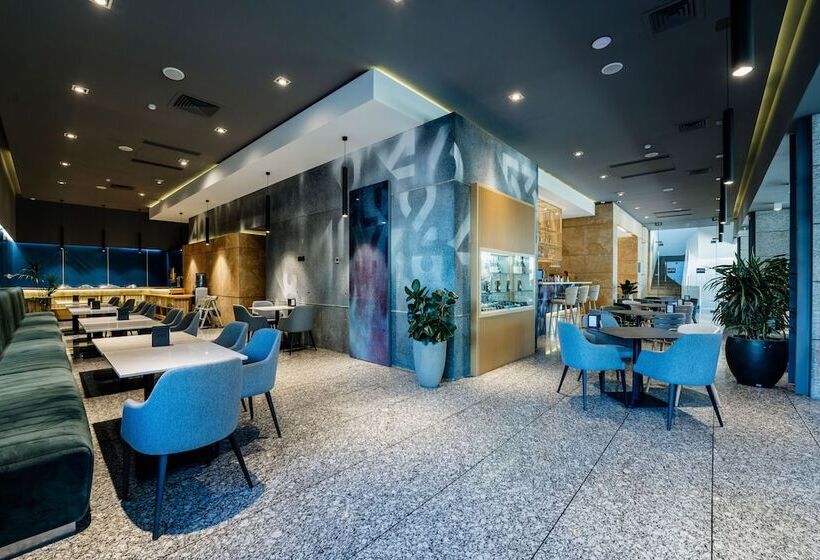 Messier 53 Hotel Yerevan