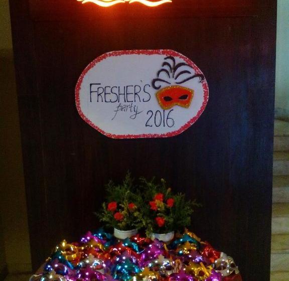 בית מלון כפרי Navaratna Palace