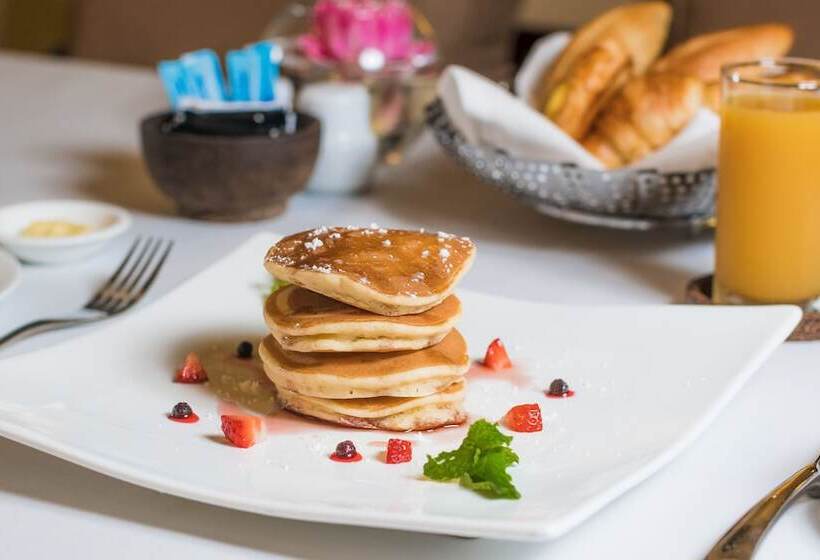 Palace Gate Hotel & Resort By Ehm