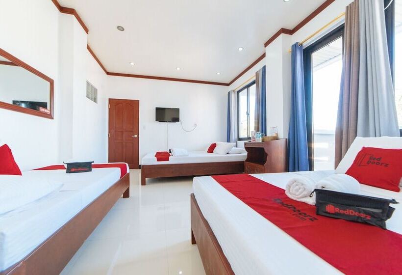 ホテル Reddoorz Premium Near Museo De Baler