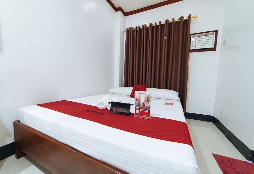 ホテル Reddoorz Premium Near Museo De Baler