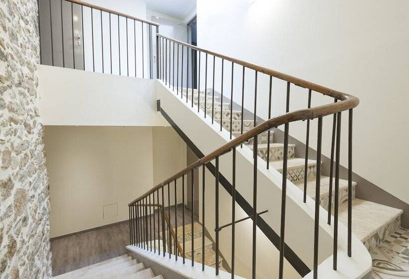 فندق Restaurant Des Maures