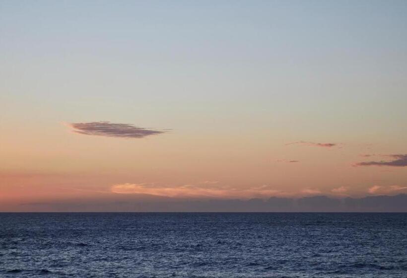 هتل San Cristobal Adults 15+