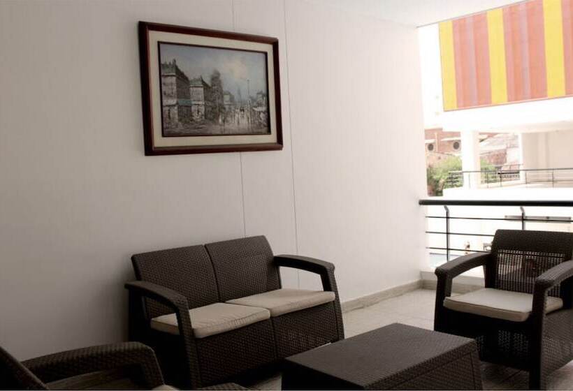 Отель Suite Sumapaz