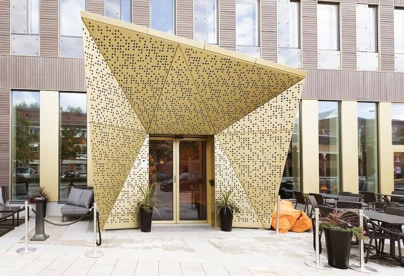 Motel L Stockholm älvsjö