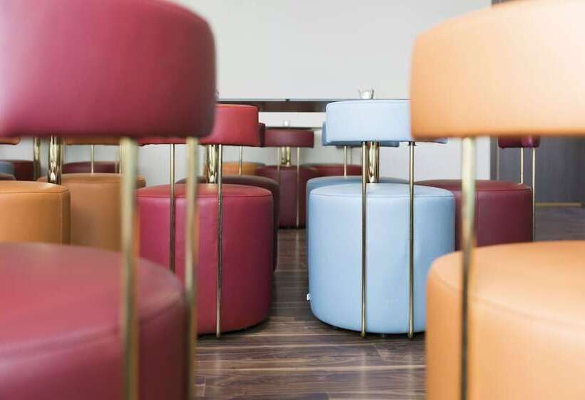 Motel L Stockholm älvsjö