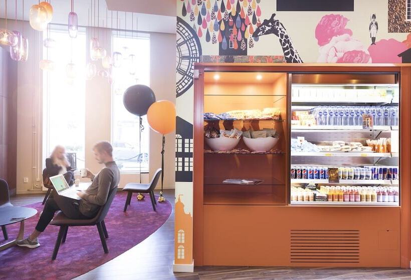 Motel L Stockholm älvsjö