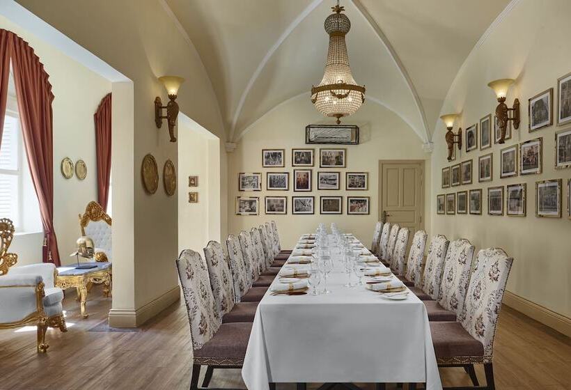 Palace Gate Hotel & Resort By Ehm