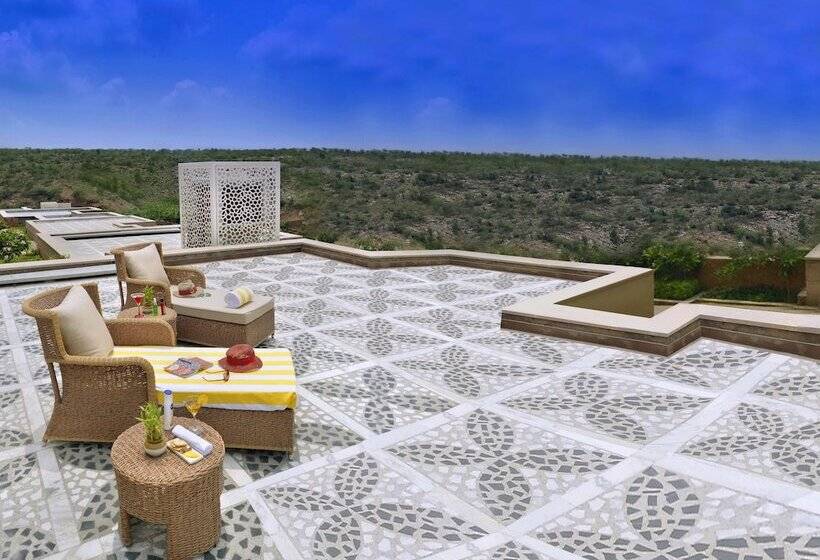 منتجع The Lalit Mangar