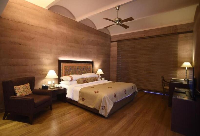 منتجع The Lalit Mangar