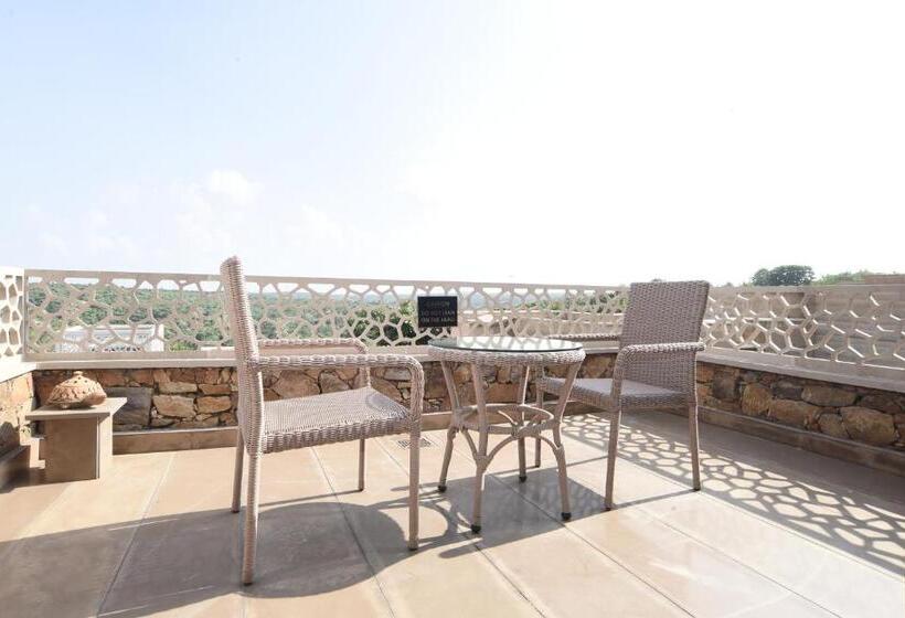 منتجع The Lalit Mangar