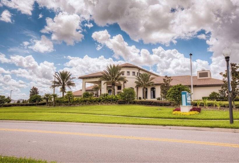 1467 Rolling Fairway Drive