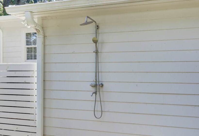 16 29th Avenue Isle Of Palms Group Retreat