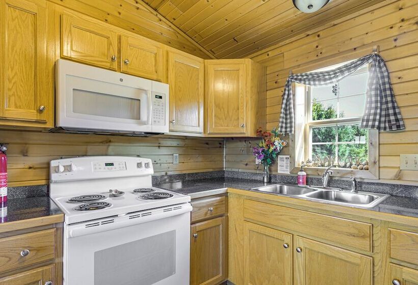 35 Mi To Bryce Canyon Nat L Park: Quiet Alton Gem!