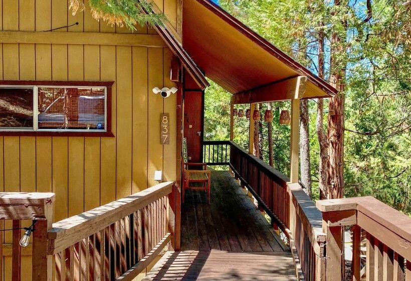 Designer A Frame In Lake Arrowhead W/ Game Room